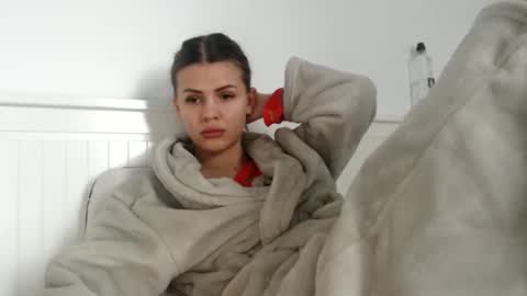 jessieryan online show from January 10, 2025, 10:17 am