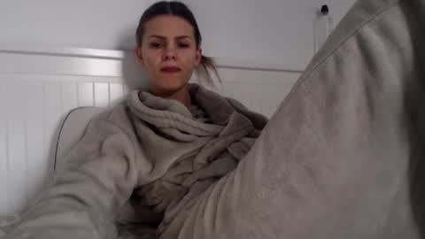 jessieryan online show from January 21, 2025, 6:00 am