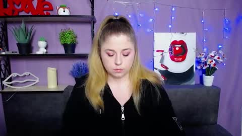 Jess online show from March 11, 2025, 7:15 am