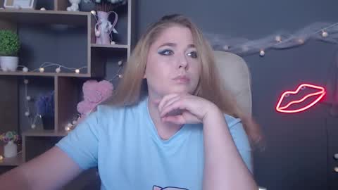 Jess online show from September 20, 2025, 7:09 am