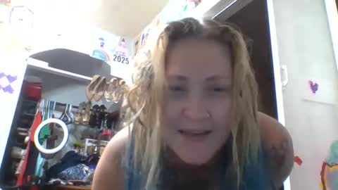 Snapshot of jesskay420 chatting on October 23, 2025, 10:25 am Jesskay420 online show from October 23, 2025, 10:25 am