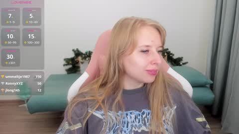 Jessy online show from December 17, 2024, 1:27 pm