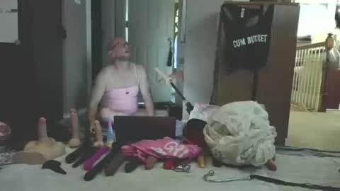 Snapshot of jghosty69 chatting on October 12, 2025, 2:49 pm Nasty Cumslut online show from October 12, 2025, 2:49 pm