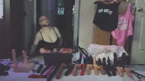 Snapshot of jghosty69 chatting on November 23, 2025, 1:11 pm Nasty Cumslut online show from November 23, 2025, 1:11 pm