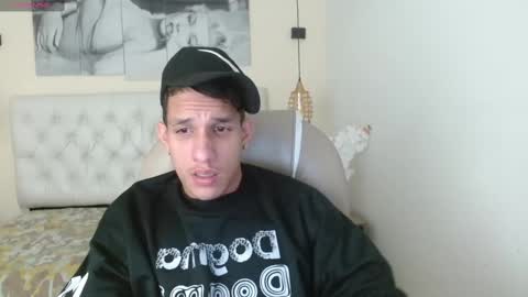 Snapshot of jheidertwink chatting on December 8, 2024, 7:26 am Jheider R. online show from December 8, 2024, 7:26 am