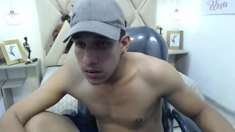 Snapshot of jheidertwink chatting on December 10, 2024, 7:26 am Jheider R. online show from December 10, 2024, 7:26 am