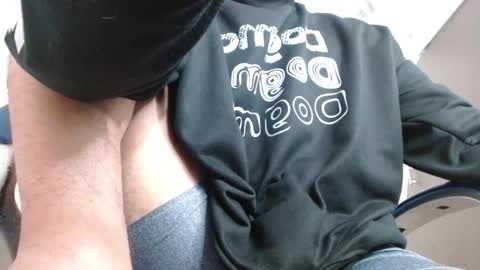 Snapshot of jheidertwink chatting on December 15, 2024, 8:30 am Jheider R. online show from December 15, 2024, 8:30 am