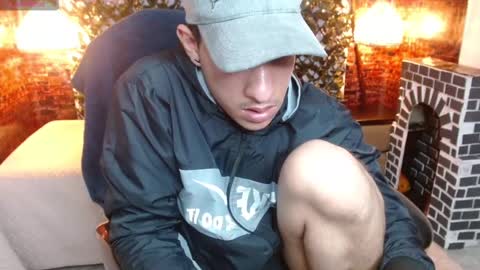 Snapshot of jheidertwink chatting on December 17, 2024, 9:50 am Jheider R. online show from December 17, 2024, 9:50 am