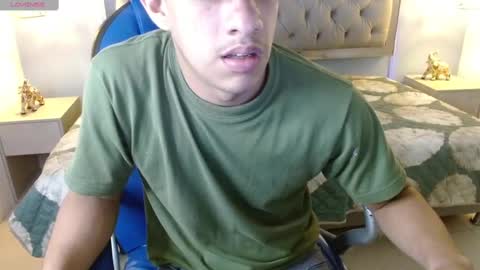 Snapshot of jheidertwink chatting on December 28, 2024, 5:23 am Jheider R. online show from December 28, 2024, 5:23 am