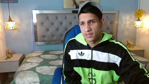 Snapshot of jheidertwink chatting on December 29, 2024, 3:22 am Jheider R. online show from December 29, 2024, 3:22 am