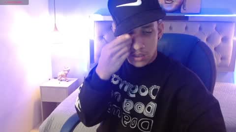 Snapshot of jheidertwink chatting on January 17, 2025, 7:08 am Jheider R. online show from January 17, 2025, 7:08 am