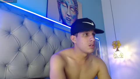 Snapshot of jheidertwink chatting on February 9, 2025, 9:37 am Jheider R. online show from February 9, 2025, 9:37 am