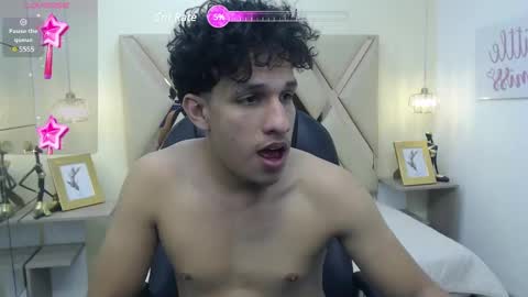 Snapshot of jheidertwink chatting on March 9, 2025, 8:10 pm Jheider R. online show from March 9, 2025, 8:10 pm