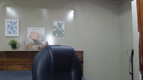 Snapshot of jheidertwink chatting on September 13, 2025, 12:38 pm Jheider R. online show from September 13, 2025, 12:38 pm