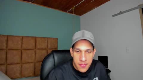 Snapshot of jheidertwink chatting on September 20, 2025, 12:39 pm Jheider R. online show from September 20, 2025, 12:39 pm