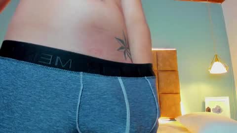 Snapshot of jheidertwink chatting on September 26, 2025, 1:26 pm Jheider R. online show from September 26, 2025, 1:26 pm