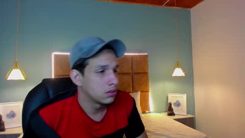 Snapshot of jheidertwink chatting on September 27, 2025, 12:32 pm Jheider R. online show from September 27, 2025, 12:32 pm