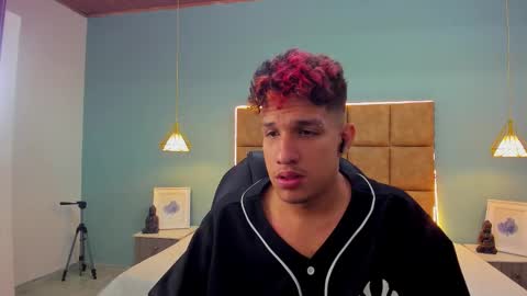 Snapshot of jheidertwink chatting on September 29, 2025, 12:21 pm Jheider R. online show from September 29, 2025, 12:21 pm