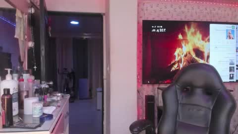 jhoanatrans22 online show from December 4, 2025, 12:31 am