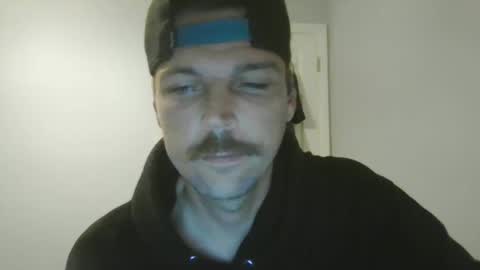 Snapshot of jholls chatting on December 1, 2025, 4:50 am jholls online show from December 1, 2025, 4:50 am