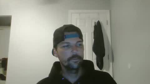 Snapshot of jholls chatting on December 16, 2025, 4:17 am jholls online show from December 16, 2025, 4:17 am