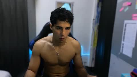 jhon online show from October 4, 2025, 4:43 am