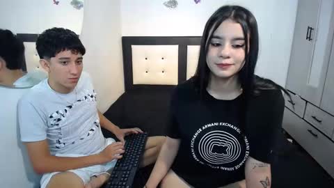 Jhon and nicolle online show from November 18, 2025, 4:06 am