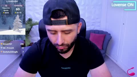 Snapshot of jhon_bear02 chatting on December 28, 2024, 5:14 pm John Bear.... online show from December 28, 2024, 5:14 pm