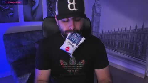 John Bear.... online show from October 27, 2025, 11:25 am