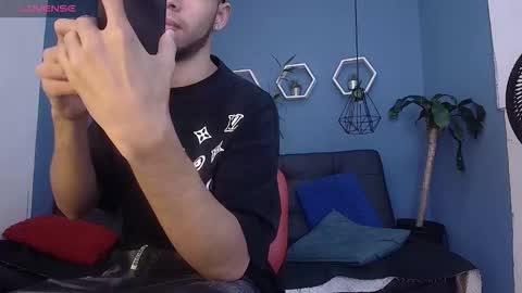 jhon_malo online show from September 13, 2025, 12:27 pm