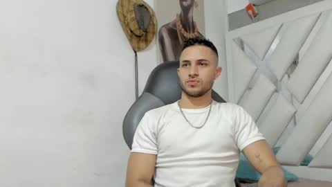 Snapshot of jhonny_flames7 chatting on December 24, 2024, 7:22 pm jhonny online show from December 24, 2024, 7:22 pm