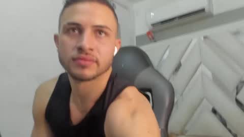 Snapshot of jhonny_flames7 chatting on February 12, 2025, 3:40 am jhonny online show from February 12, 2025, 3:40 am