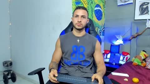 Snapshot of jhonny_flames7 chatting on November 2, 2025, 4:04 am jhonny online show from November 2, 2025, 4:04 am