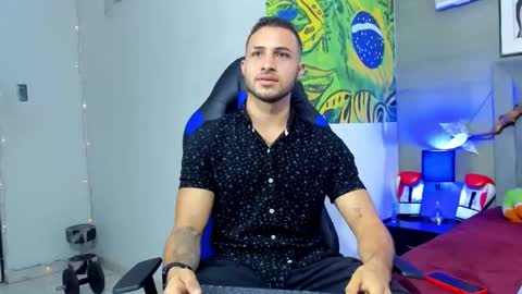 Snapshot of jhonny_flames7 chatting on November 3, 2025, 4:14 am jhonny online show from November 3, 2025, 4:14 am