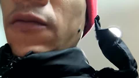 jhonny_thes28 online show from October 2, 2025, 9:49 am