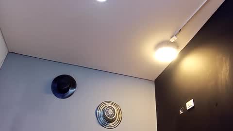 jhonny_thes28 online show from October 3, 2025, 2:08 am