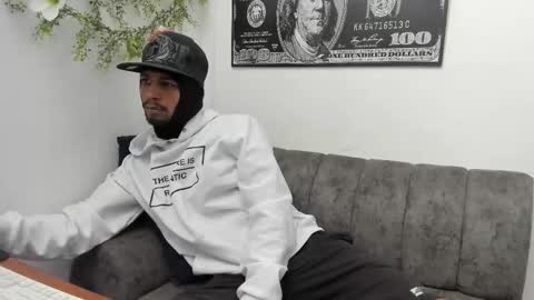 jhonson821 online show from November 5, 2025, 10:04 am