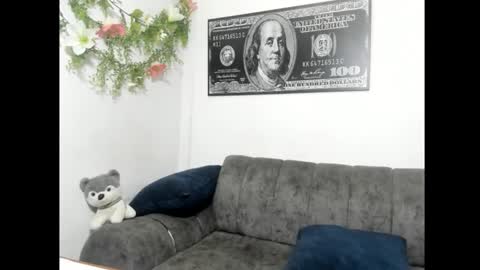 jhonson821 online show from November 13, 2025, 7:18 am