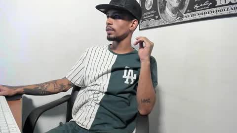 jhonson821 online show from December 18, 2025, 7:36 am