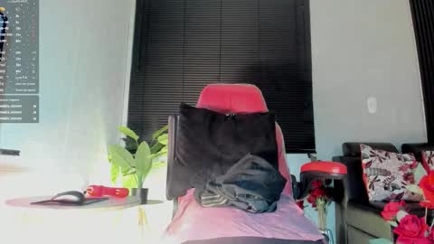 jhonymiller online show from November 29, 2025, 9:29 pm