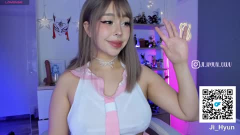 Snapshot of ji_hyun chatting on February 2, 2025, 11:21 pm Ji online show from February 2, 2025, 11:21 pm