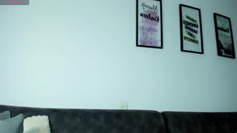  Cris J  online show from September 28, 2025, 2:39 am