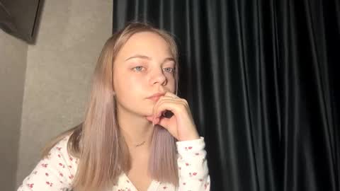 Steff online show from December 4, 2025, 5:32 pm