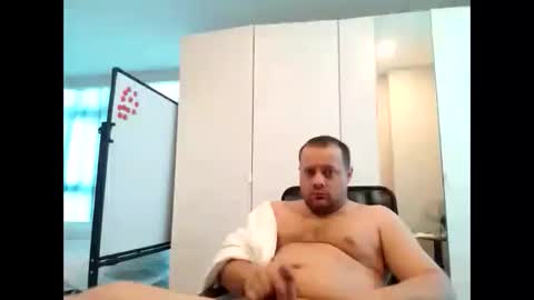 jimmy18love online show from January 5, 2025, 12:42 am