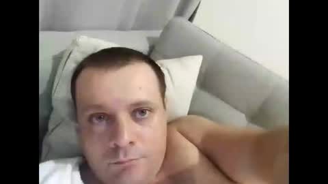 jimmy18love online show from December 19, 2025, 5:20 pm