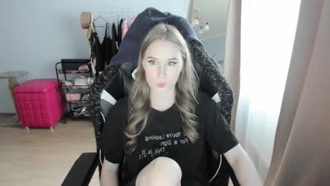 Snapshot of jimmy_and_amy chatting on November 2, 2025, 10:50 am Amy next stream on Wednesday Thursday Friday Saturday and Sunday at 16 pm GMT3 online show from November 2, 2025, 10:50 am