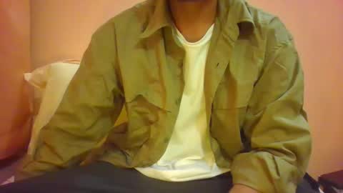 Snapshot of jimmydoi874 chatting on November 21, 2025, 4:38 pm hot cute nerd online show from November 21, 2025, 4:38 pm