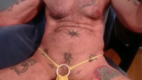 Snapshot of jimshard7x6 chatting on December 1, 2025, 9:31 pm cock model bathing suit model online show from December 1, 2025, 9:31 pm