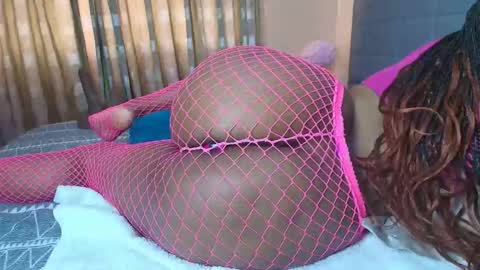 Snapshot of jinglefancypuff chatting on November 2, 2025, 8:06 am jinglefancypuff online show from November 2, 2025, 8:06 am