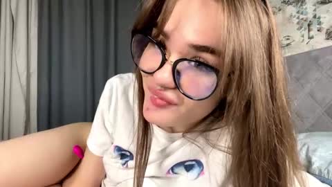 Snapshot of jinny_garland chatting on October 12, 2025, 6:18 pm Jinny online show from October 12, 2025, 6:18 pm